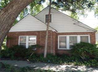 3525 SW 9th St, Des Moines, IA 50315