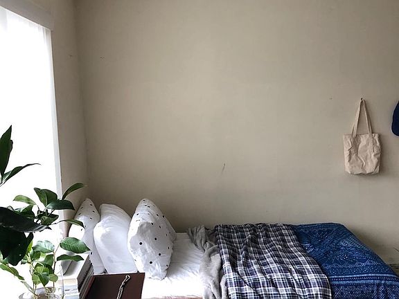 4th image of 73 Danton St