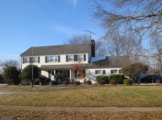 711 Saint Georges Rd, Bridgewater, NJ 08807