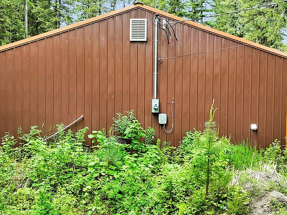 2nd image of 761 Granite Rd