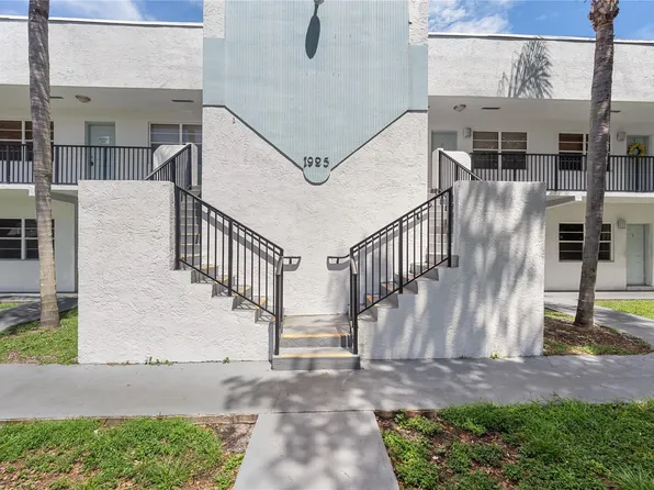 1925 Madison Street #14, Hollywood, FL 33020