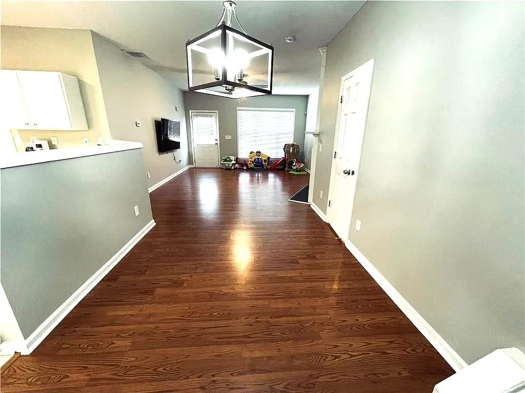 3 bed, 2.5 bath, 1436 sqft, $2,250 — Photo 4