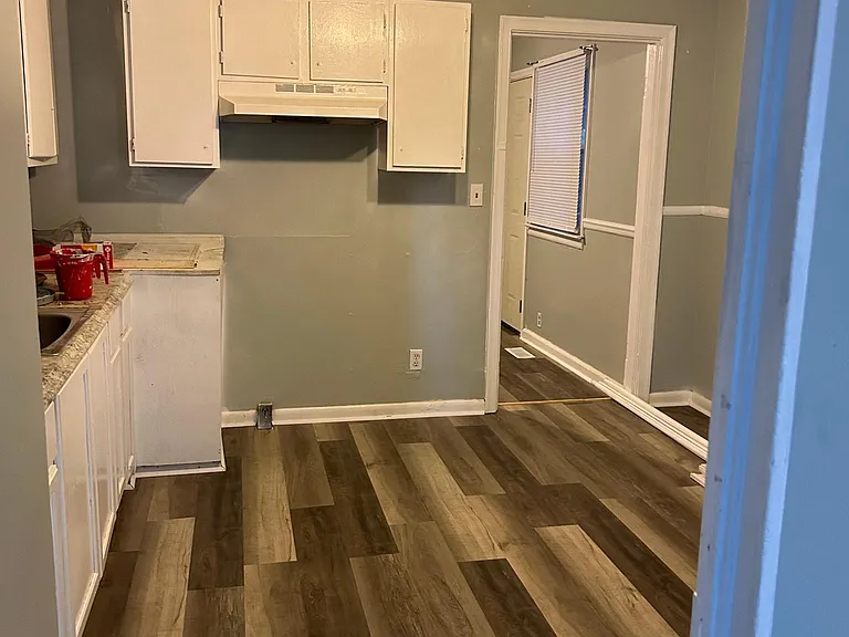 205 Evergreen St — Photo 22