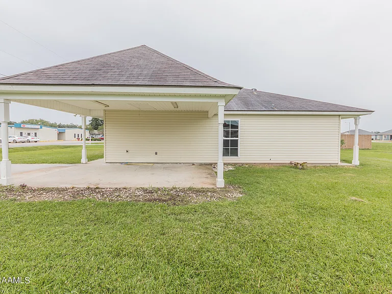 1029A Gary Dr — Photo 15