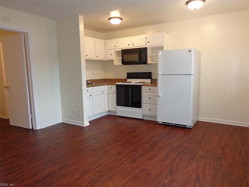 1st image of 9616 1st Bay St APT 5