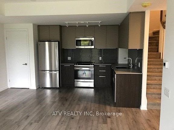 5th image of 10 Brin Dr #Townhouse 17