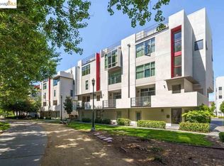 205 Liquid Sugar Dr, Emeryville, CA 94608