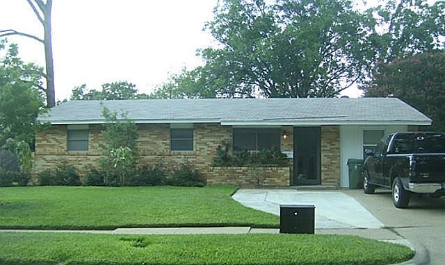 1st image of 1827 Larkspur Dr