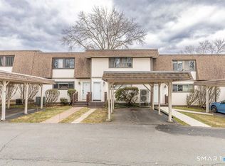 3 Pebblestone Cir #3, Suffield, CT 06078