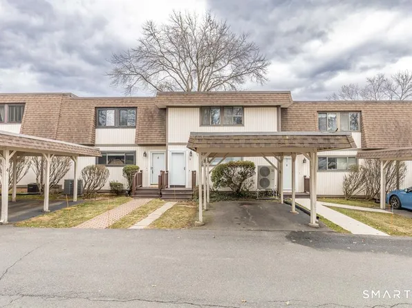 3 Pebblestone Cir #3, Suffield, CT 06078