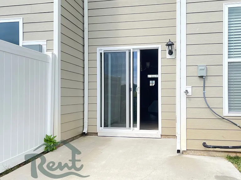 146 Creekview Rd #1 — Photo 33