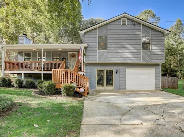 151 Quail Hollow Dr, Dallas, GA 30157