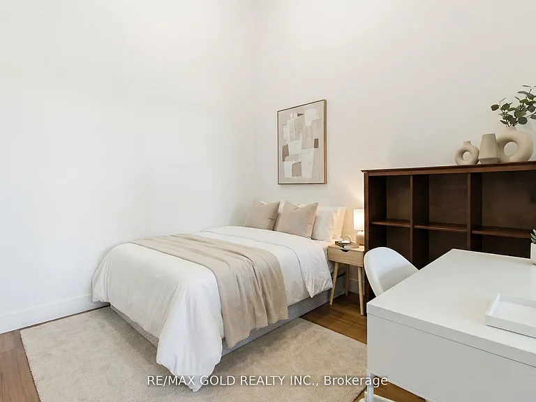 395 Dundas St W #117 — Photo 7
