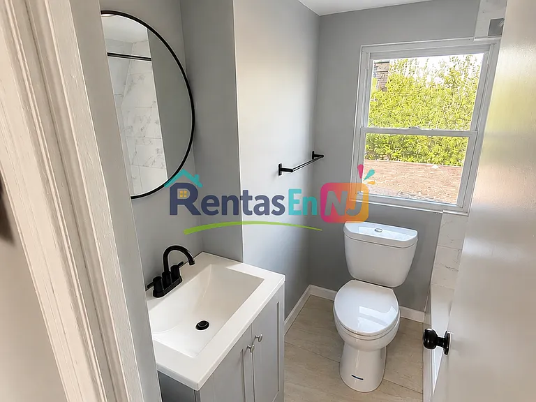 521 S 16th St #3B — Photo 3