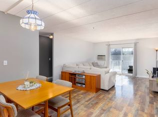 70 Webster St APT 211, Weymouth, MA 02190