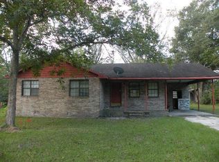 605 Reynolds Ave, Broxton, GA 31519