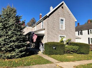 439 Thompson St, Winchester, IN 47394