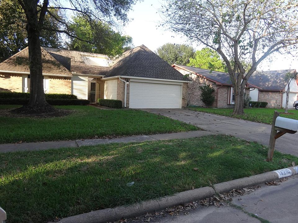 Front yard.