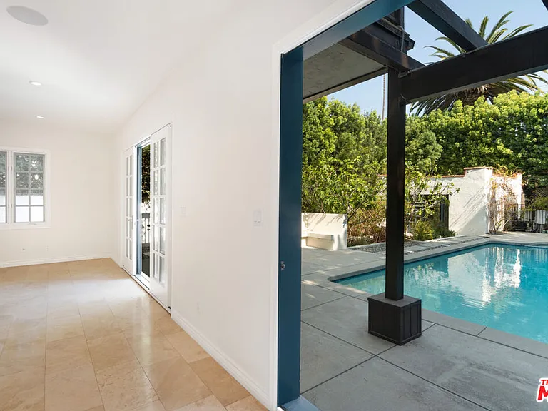 552 Wilcox Ave — Photo 13