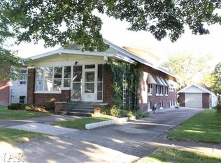 245 E 2nd St, El Paso, IL