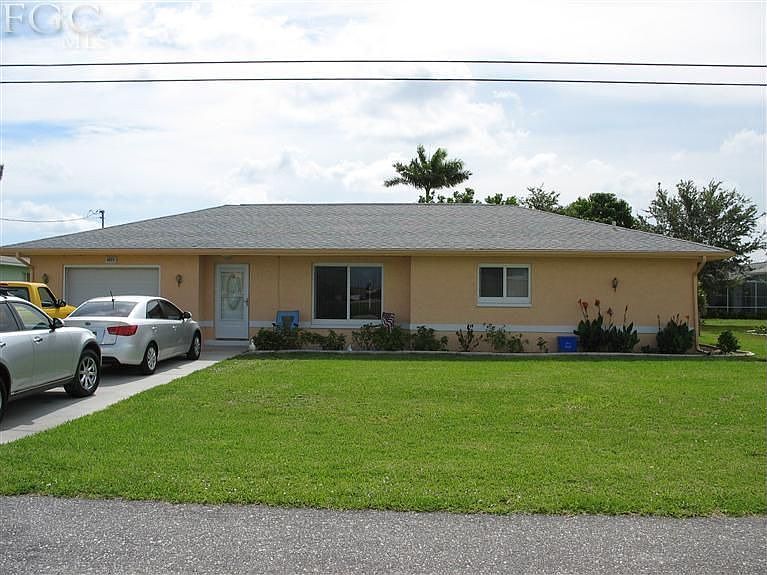 1st image of 1439 SE 17th Ave