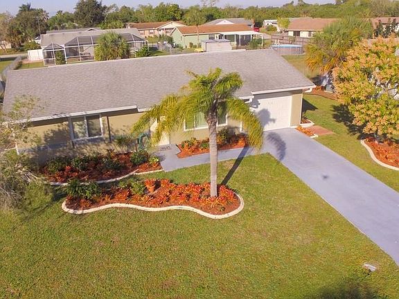 3rd image of 5153 Chaves Cir