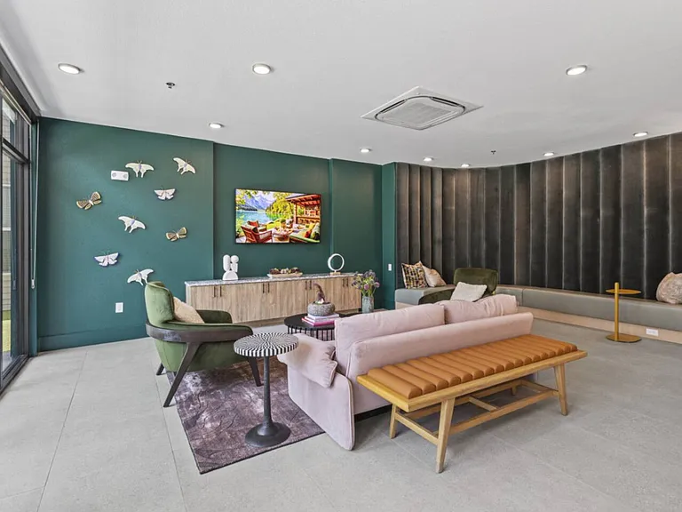 Building's Lounge