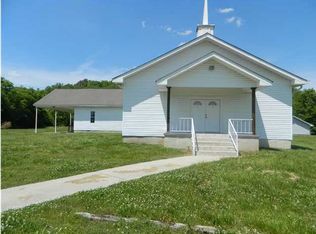 314 NW Old Hales Gap Rd, Trenton, GA 30752