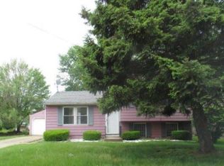 216 Hamrock Dr, Campbell, OH