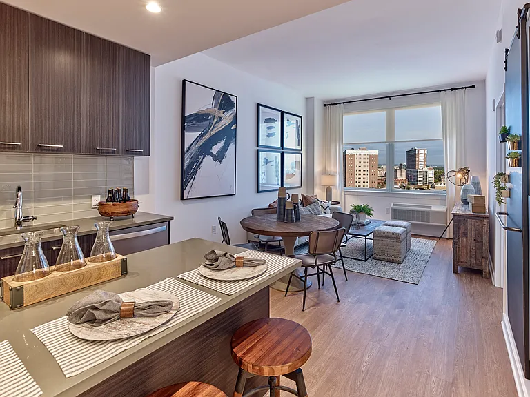 Premiere Residences — Photo 7