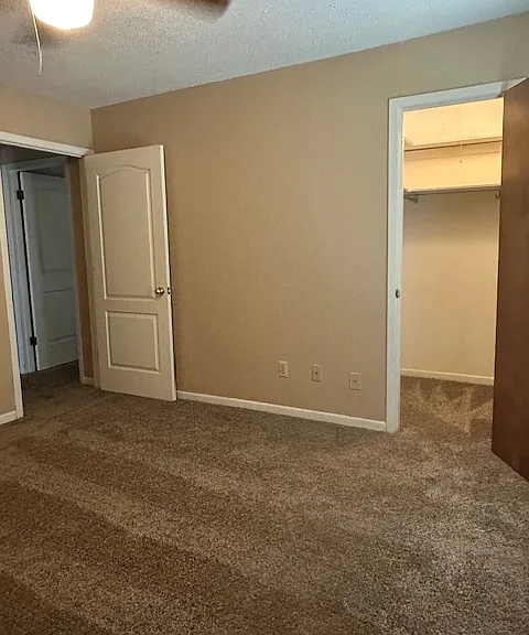 622 Tracy St — Photo 15