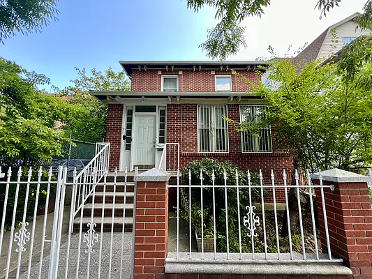 Rented by William Raveis Real Estate | media 17