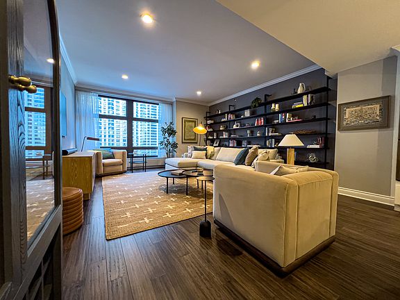 3rd image of 680 N Lake Shore Dr #1316