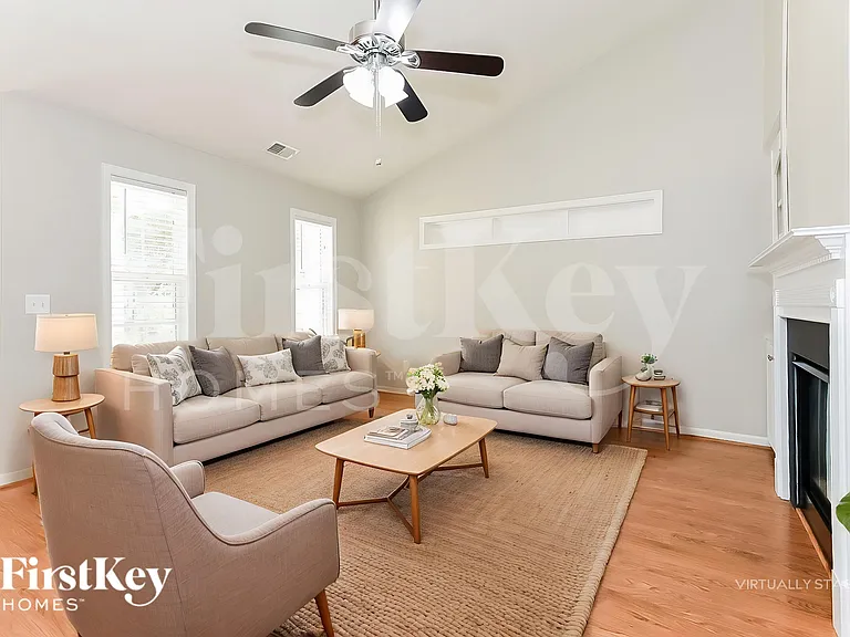 307 White Oak Way — Photo 4