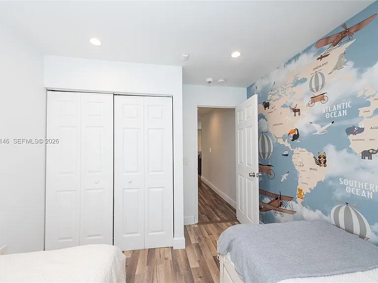 1450 SW 20th Ave — Photo 23