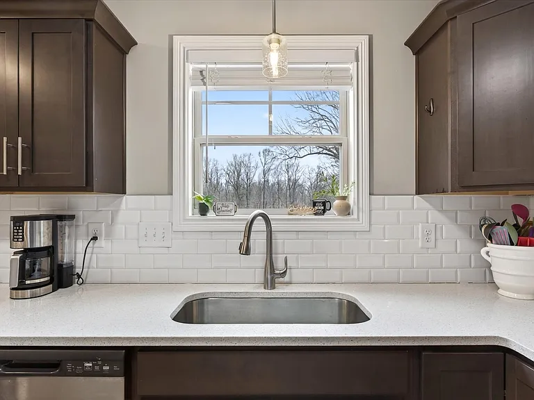 2361 Bridgeport Way — Photo 17