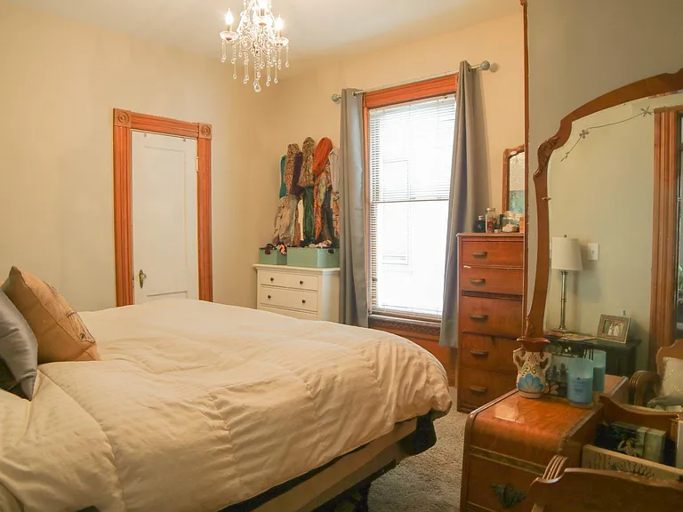 707 Fountain St NE — Photo 13