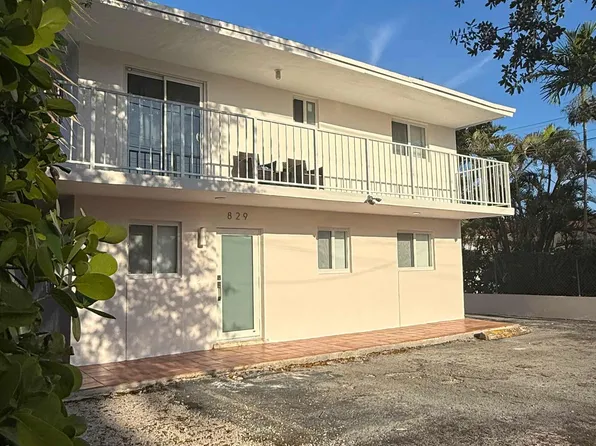 829 SW 9th Ave APT 2, Miami, FL 33130