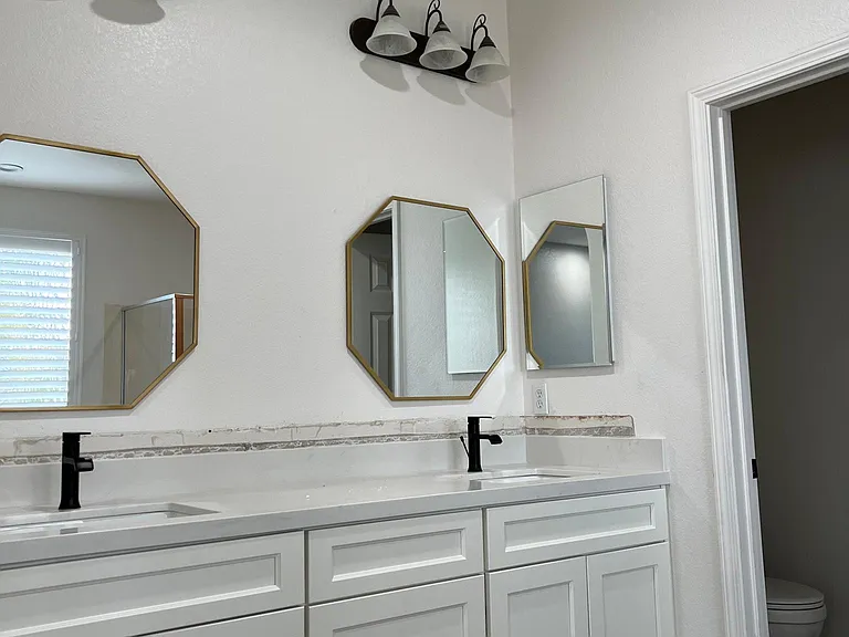 918 Shelter Cove Ct — Photo 16