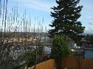 9274 50th Ave S, Seattle, WA 98118