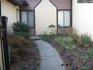 2nd image of 1687 Brookwood Dr