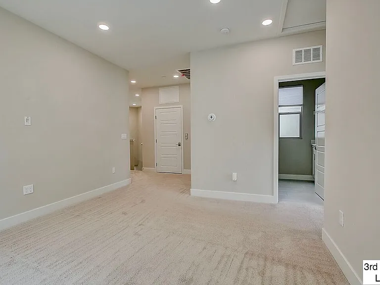 191 Stellar — Photo 39