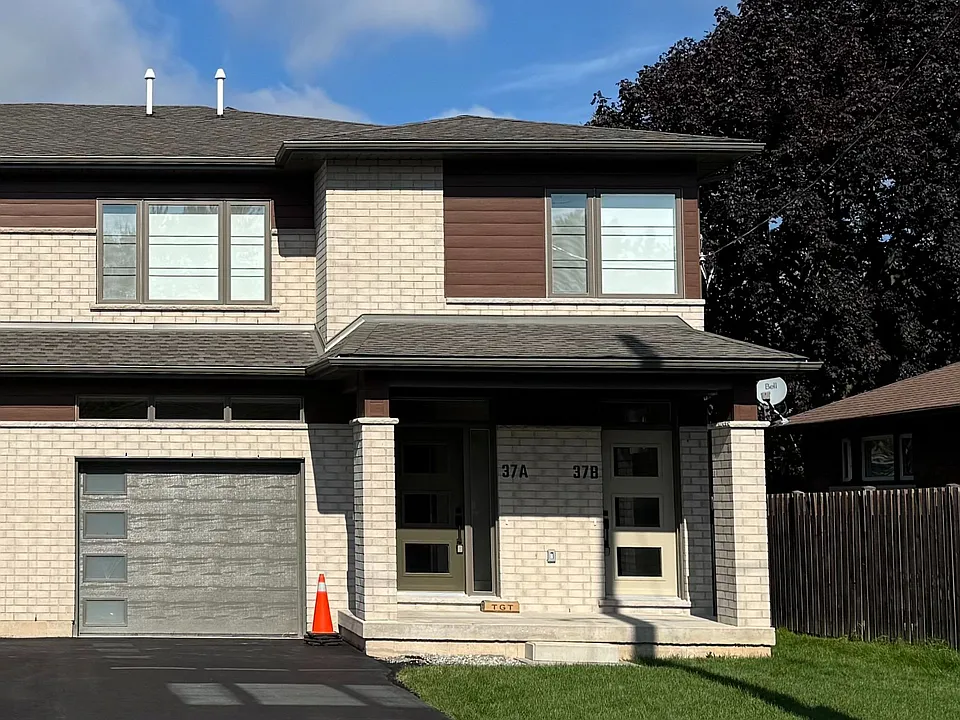 37 Buchanan Rd #B