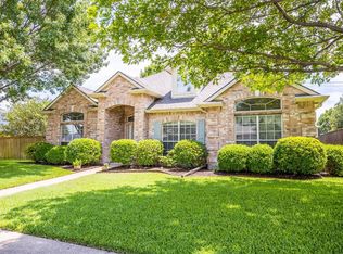 8818 Golden Pond Dr, Rowlett, TX 75089