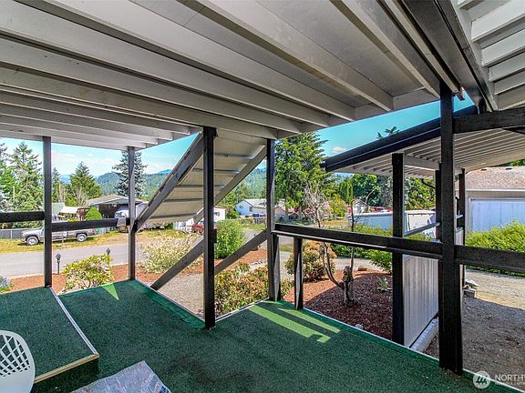 4th image of 14014 Greenbelt Drive E