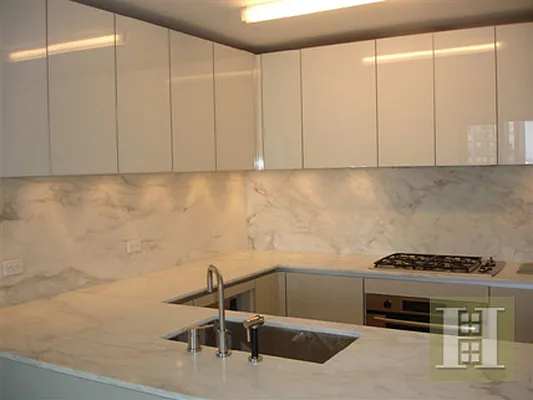 Rented by Halstead Real Estate | media 27