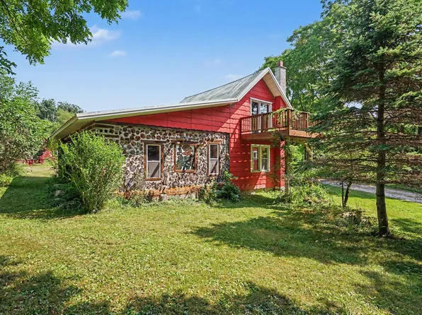 4660 E Beyer Rd, Fountain, MI 49410
