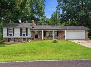 3304 Mexico Gravel Rd, Columbia, MO 65202