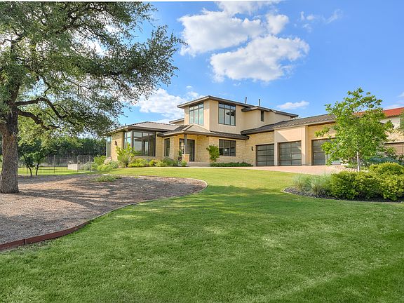 3rd image of 4016 Verano Dr