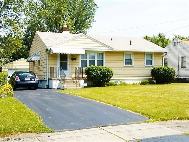 1st image of 706 La Clede Ct